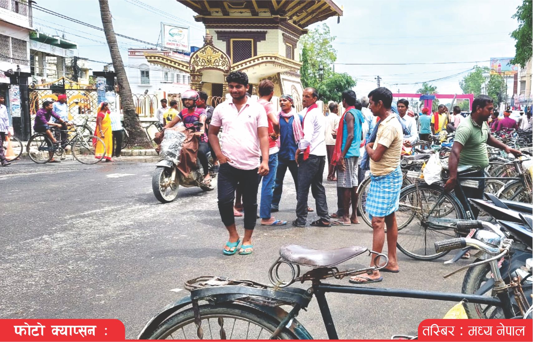 कामको खोजीमा भौतारिदै मजदुर